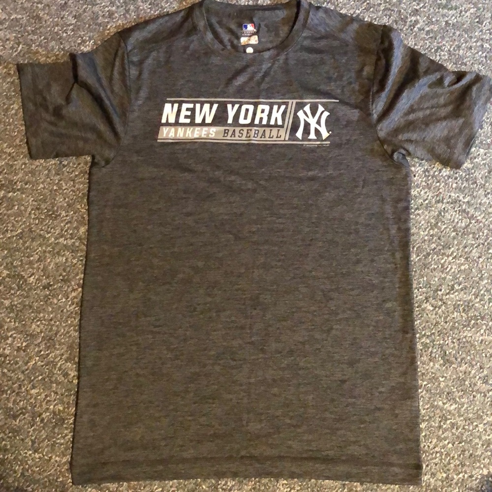 NY Yankee T-shirt
